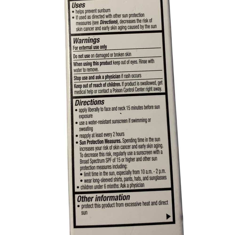 EltaMD UV Skin Recovery Face Sunscreen (30015) - Picture 5 of 7